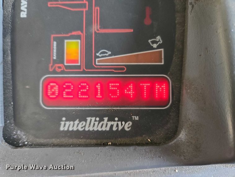 image for item EC4249 2006 Raymond EASI R30TT reach truck