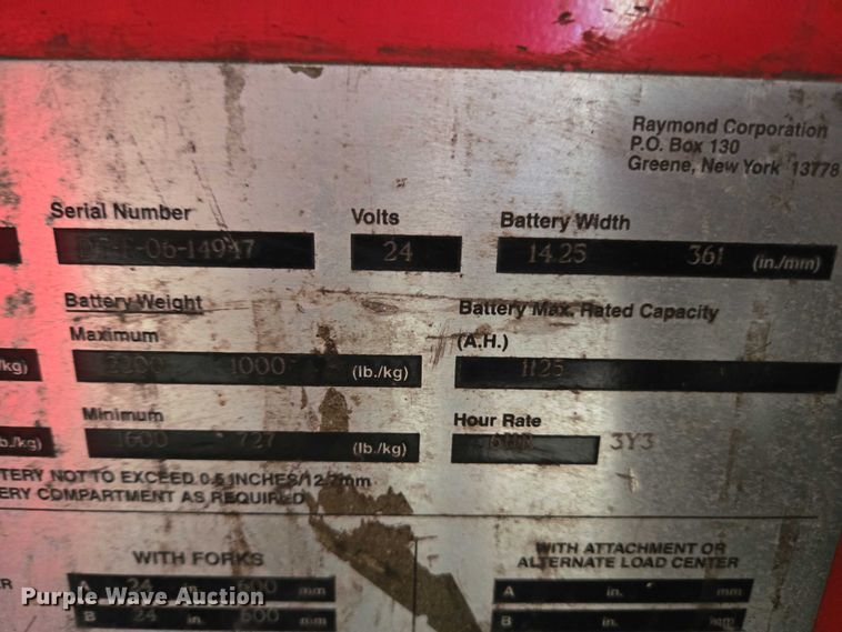 image for item EC4249 2006 Raymond EASI R30TT reach truck