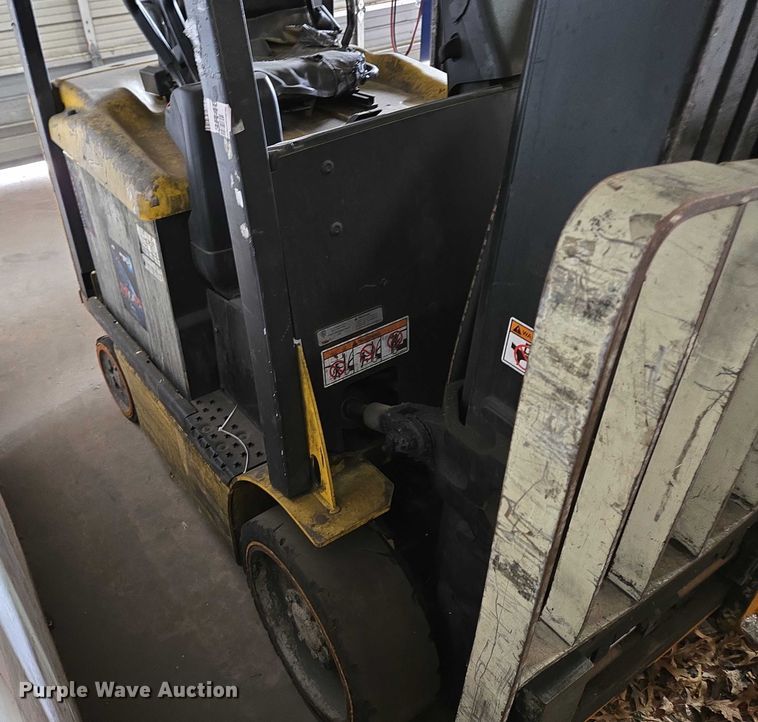 image for item EC4251 Yale ERC045VGN36TE083 forklift