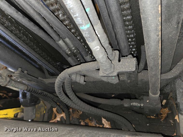 image for item EC4251 Yale ERC045VGN36TE083 forklift