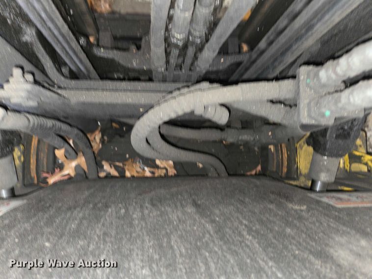 image for item EC4251 Yale ERC045VGN36TE083 forklift