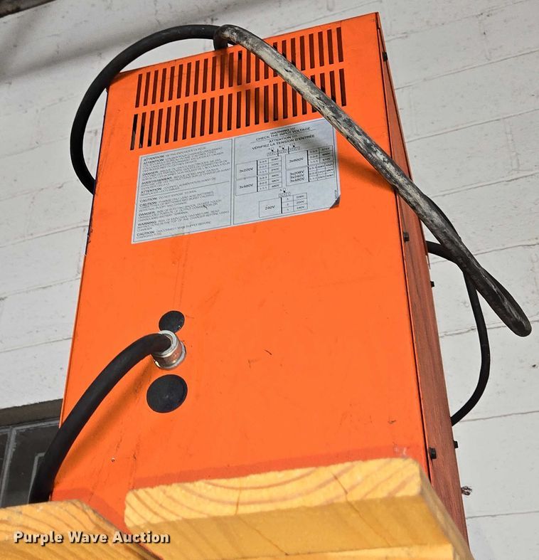 image for item EC4251 Yale ERC045VGN36TE083 forklift