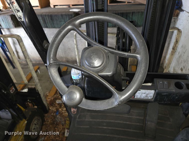 image for item EC4251 Yale ERC045VGN36TE083 forklift