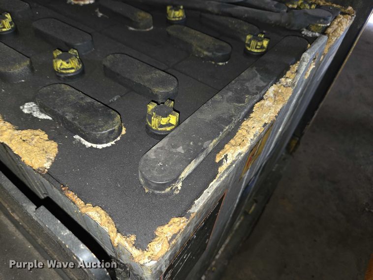 image for item EC4251 Yale ERC045VGN36TE083 forklift