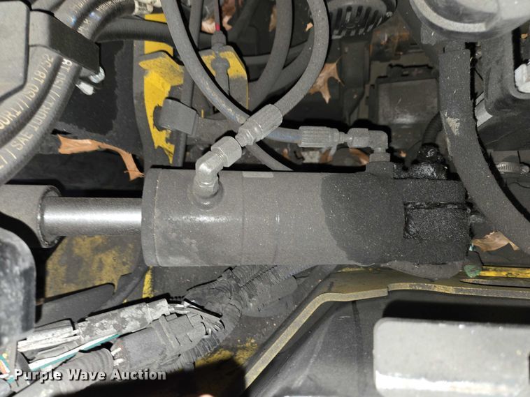 image for item EC4251 Yale ERC045VGN36TE083 forklift