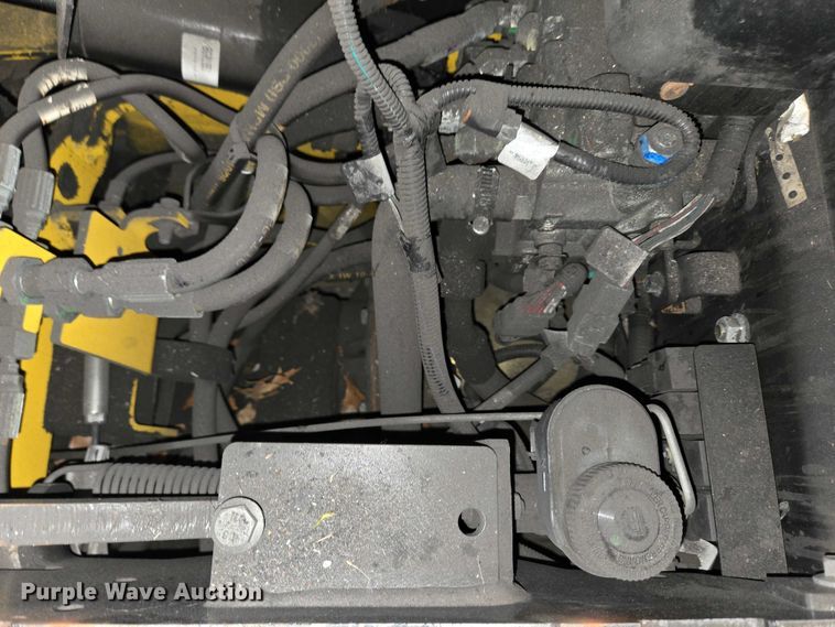 image for item EC4251 Yale ERC045VGN36TE083 forklift