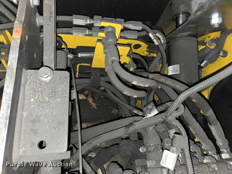 image for item EC4251 Yale ERC045VGN36TE083 forklift