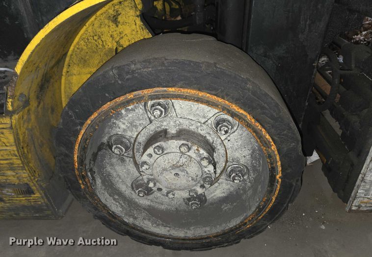 image for item EC4251 Yale ERC045VGN36TE083 forklift