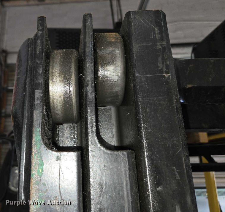 image for item EC4252 Yale ERP030VTN36TE082 forklift