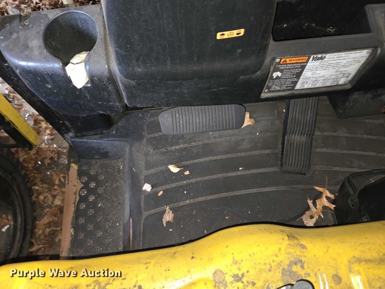 image for item EC4252 Yale ERP030VTN36TE082 forklift