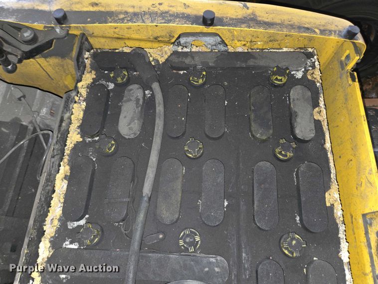 image for item EC4252 Yale ERP030VTN36TE082 forklift