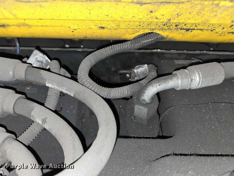 image for item EC4252 Yale ERP030VTN36TE082 forklift