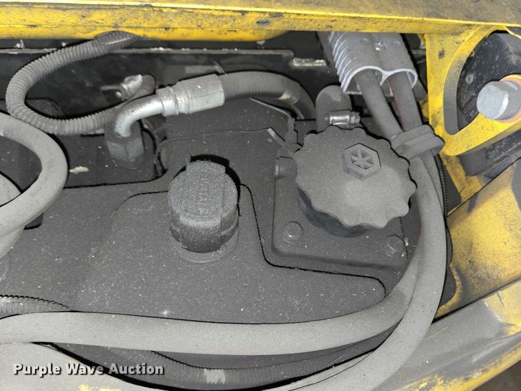 image for item EC4252 Yale ERP030VTN36TE082 forklift