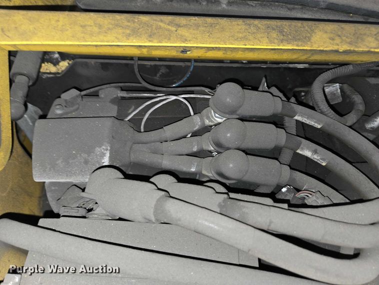 image for item EC4252 Yale ERP030VTN36TE082 forklift