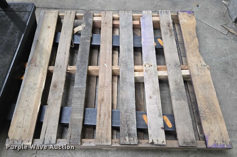 image for item EC4253 2016 Crown SP3520-30 order picker