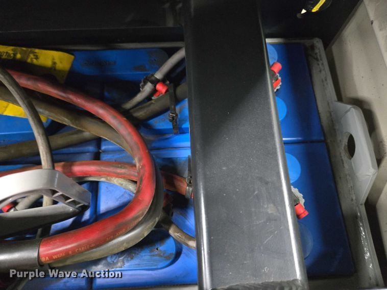 image for item EC4253 2016 Crown SP3520-30 order picker