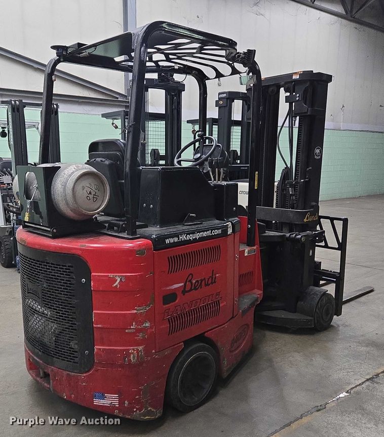 image for item EC4254 Landoll B40i5 forklift