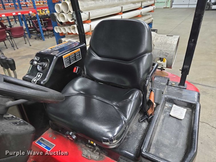 image for item EC4254 Landoll B40i5 forklift