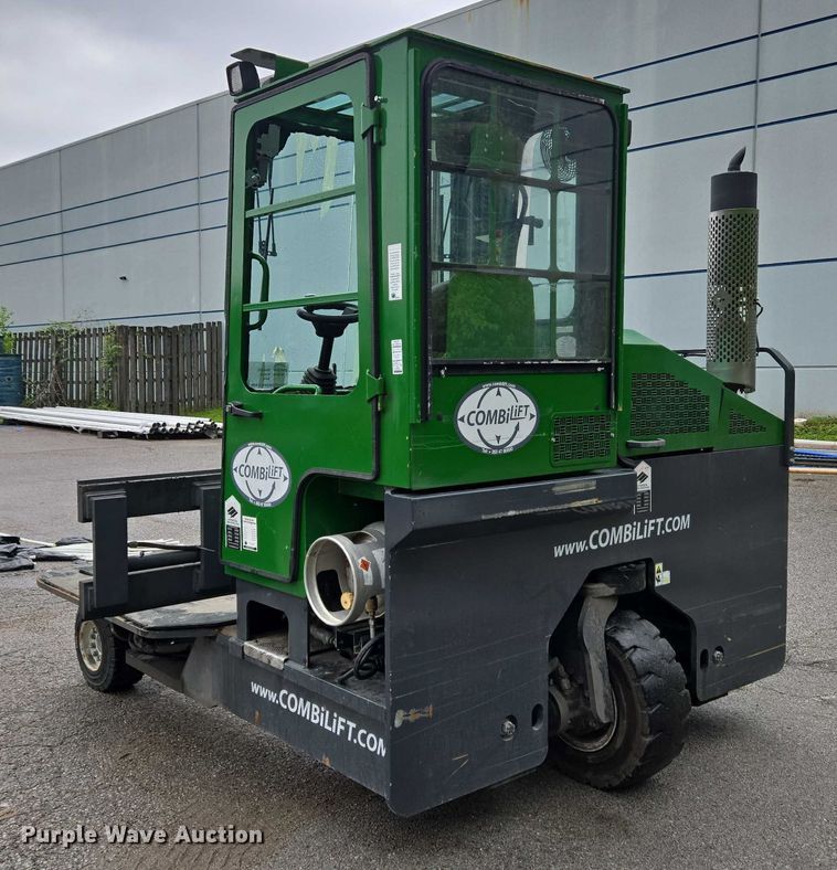 image for item EC4262 2016 CombiLift C8000 forklift