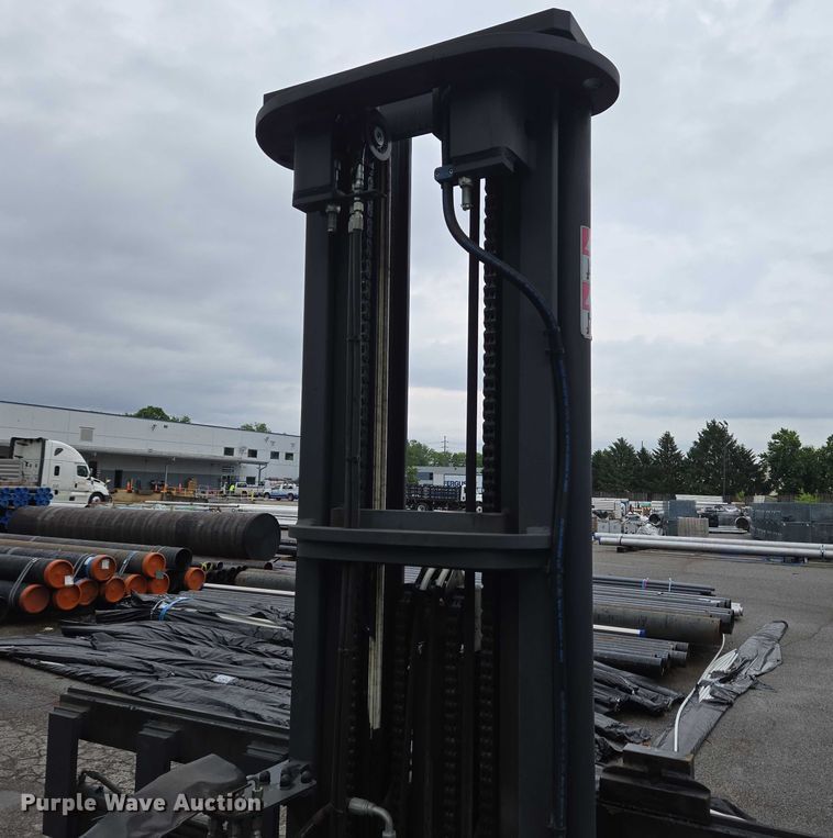 image for item EC4262 2016 CombiLift C8000 forklift