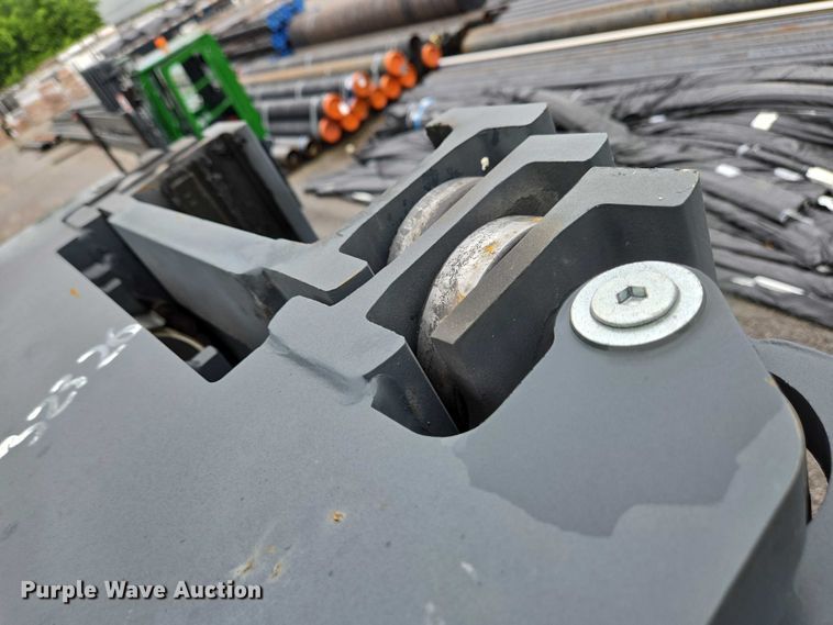 image for item EC4262 2016 CombiLift C8000 forklift