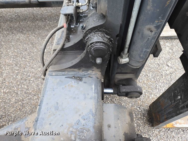 image for item EC4262 2016 CombiLift C8000 forklift