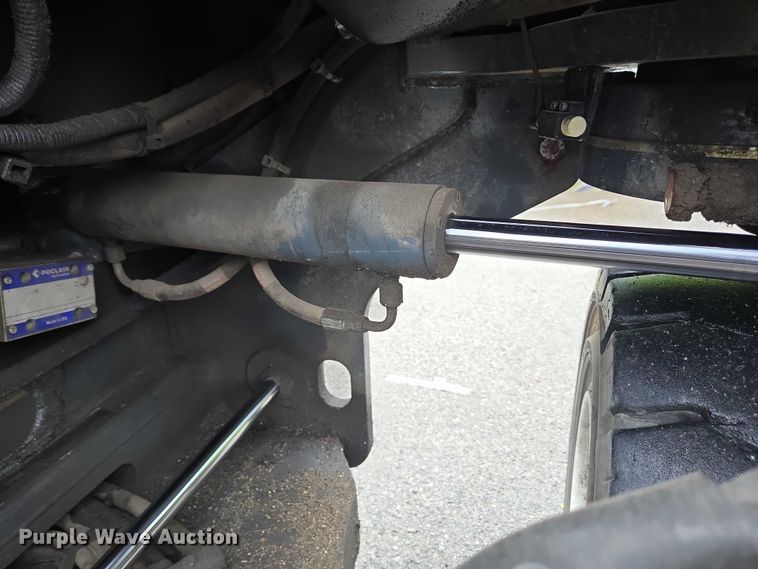 image for item EC4262 2016 CombiLift C8000 forklift