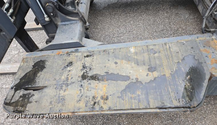 image for item EC4262 2016 CombiLift C8000 forklift