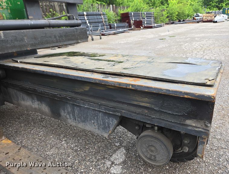 image for item EC4262 2016 CombiLift C8000 forklift