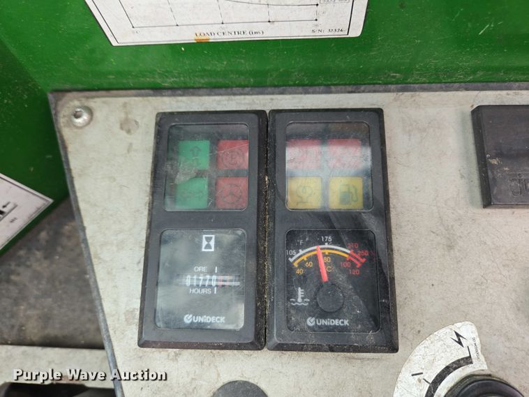 image for item EC4262 2016 CombiLift C8000 forklift