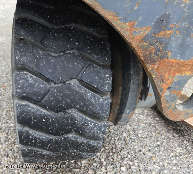 image for item EC4262 2016 CombiLift C8000 forklift