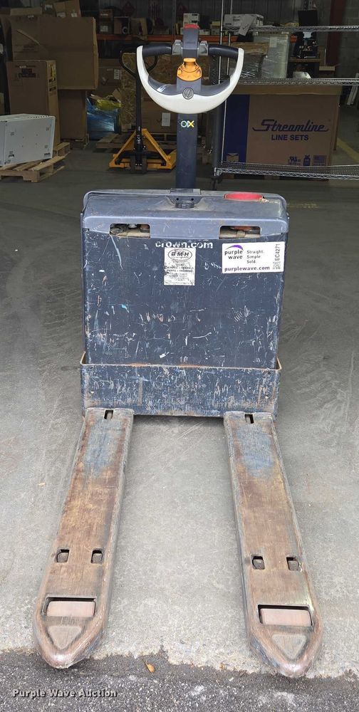 image for item EC4271 2018 Crown WP3035-45 pallet jack