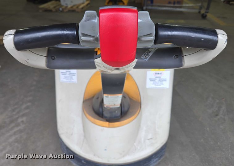 image for item EC4271 2018 Crown WP3035-45 pallet jack