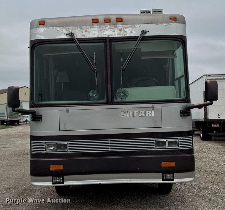 image for item EC7972 1996 Safari Sahahra RV