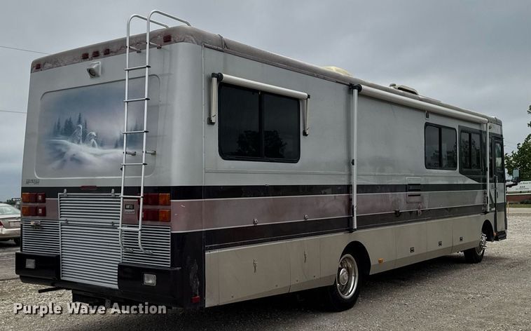 image for item EC7972 1996 Safari Sahahra RV