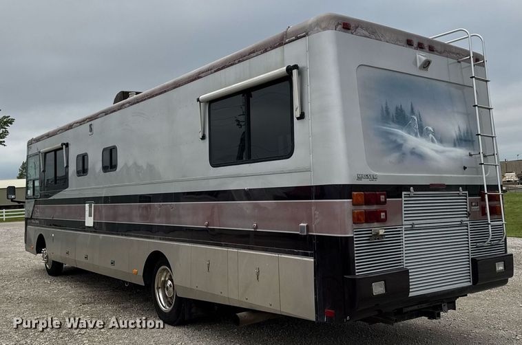 image for item EC7972 1996 Safari Sahahra RV