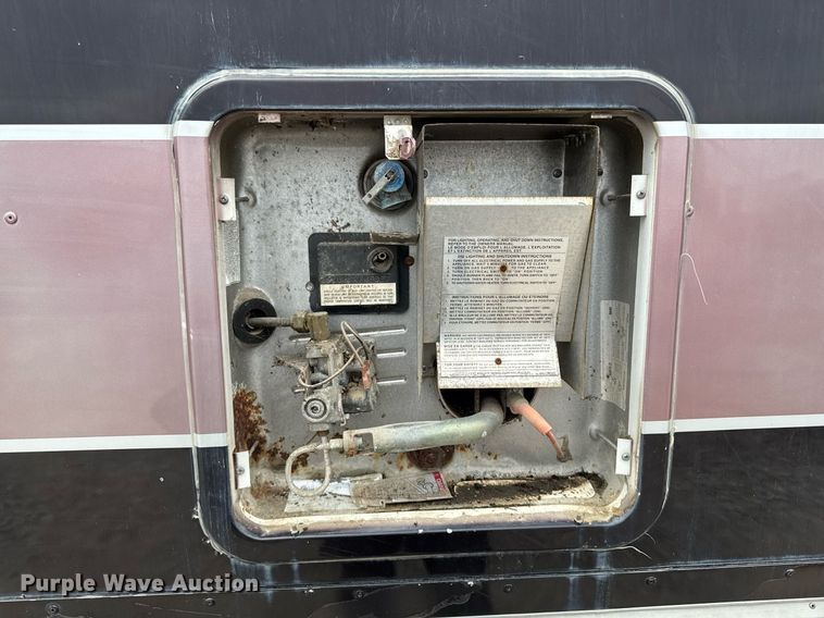 image for item EC7972 1996 Safari Sahahra RV