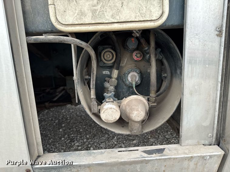 image for item EC7972 1996 Safari Sahahra RV