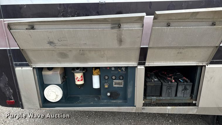 image for item EC7972 1996 Safari Sahahra RV