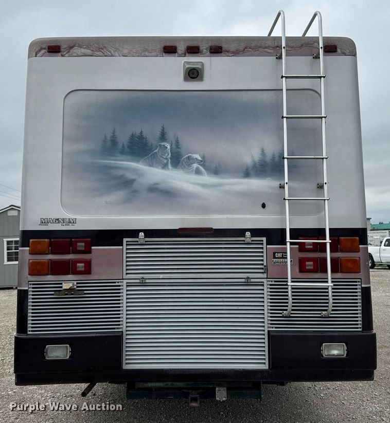 image for item EC7972 1996 Safari Sahahra RV