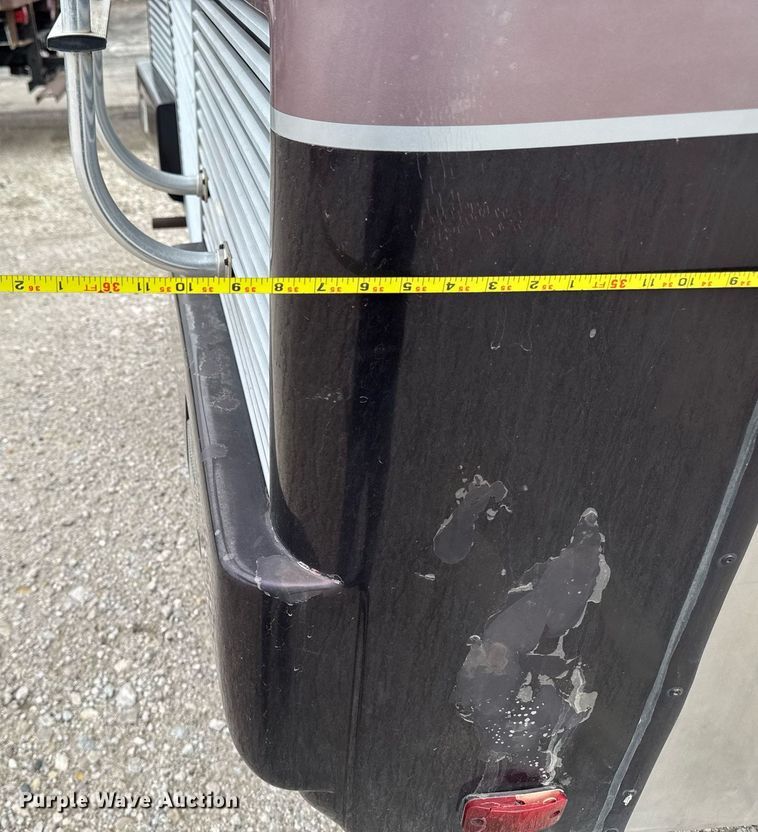 image for item EC7972 1996 Safari Sahahra RV