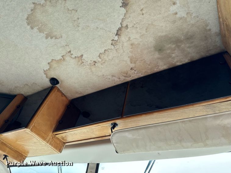 image for item EC7972 1996 Safari Sahahra RV