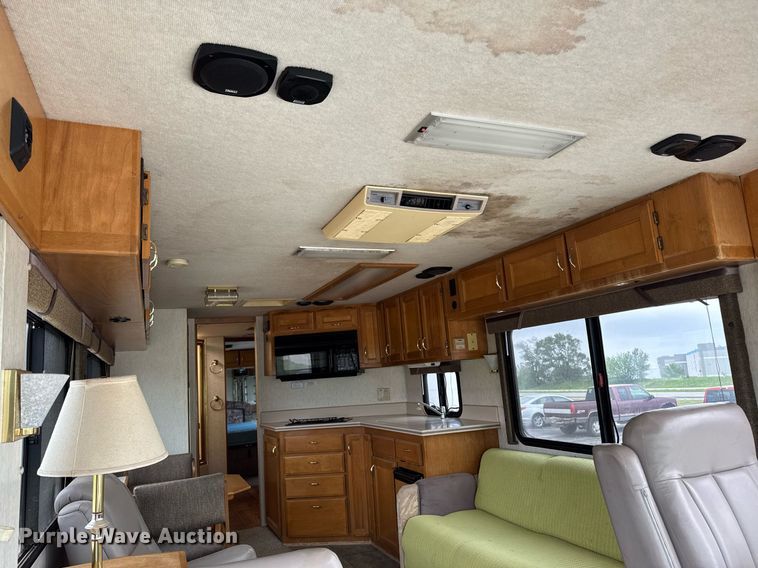 image for item EC7972 1996 Safari Sahahra RV