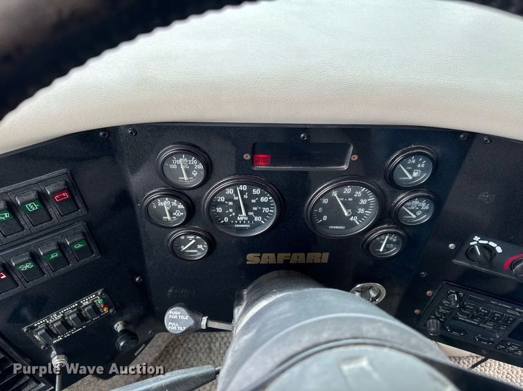 image for item EC7972 1996 Safari Sahahra RV
