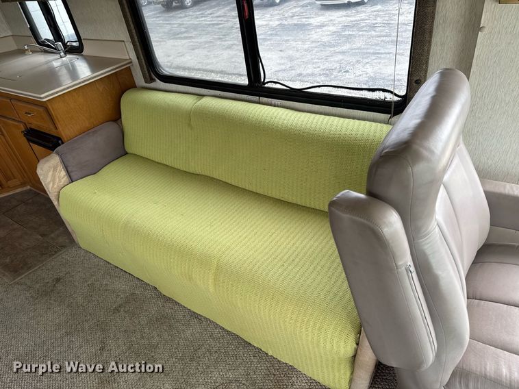 image for item EC7972 1996 Safari Sahahra RV