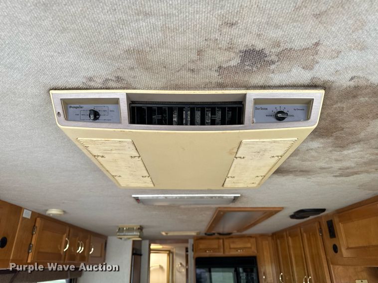 image for item EC7972 1996 Safari Sahahra RV