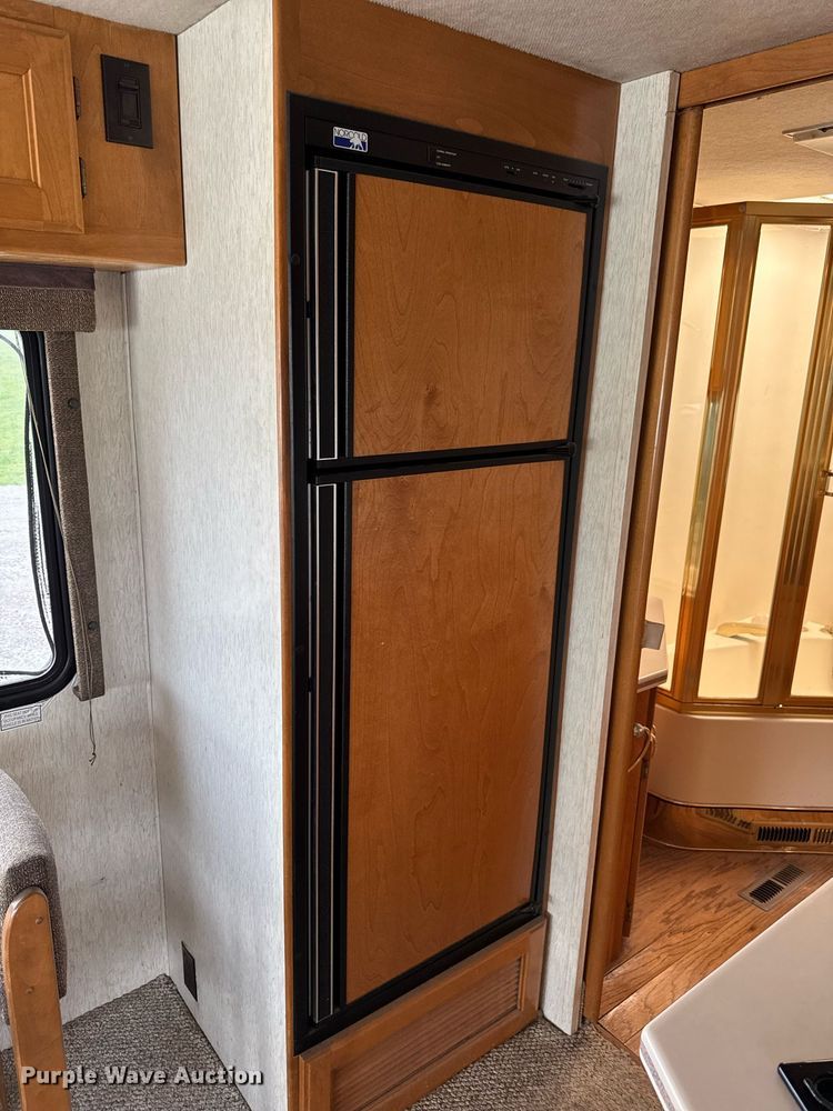 image for item EC7972 1996 Safari Sahahra RV