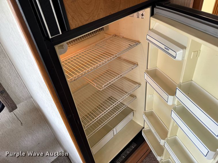 image for item EC7972 1996 Safari Sahahra RV