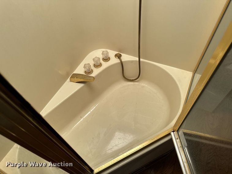 image for item EC7972 1996 Safari Sahahra RV