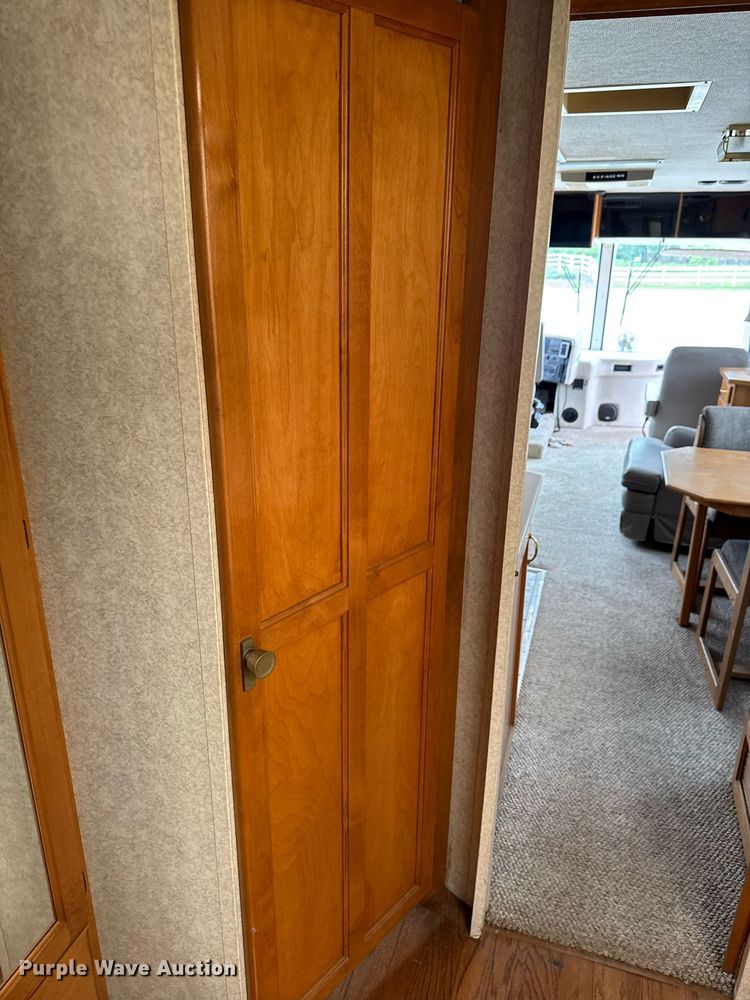 image for item EC7972 1996 Safari Sahahra RV